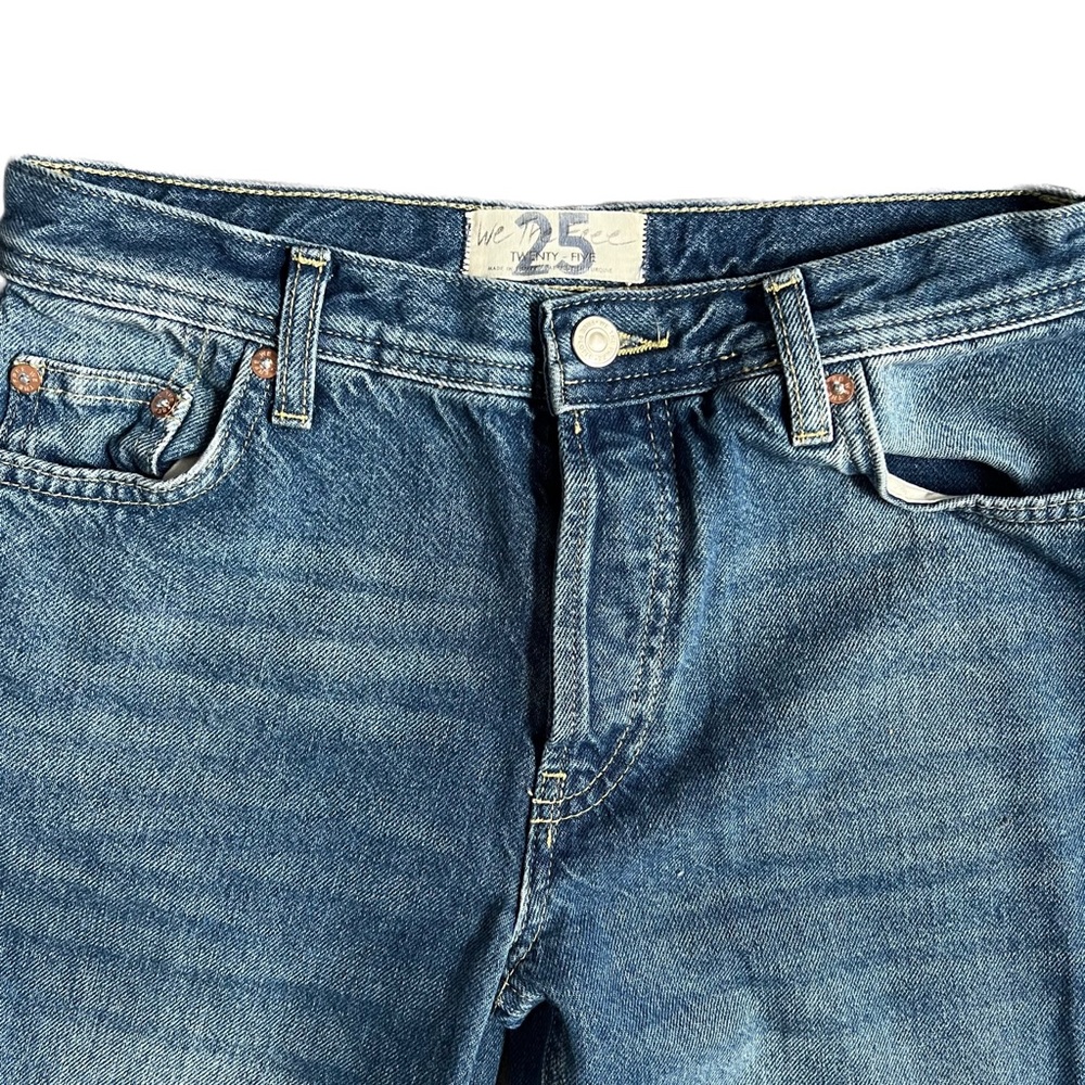 Distressed Blue Jeans - Picture 2 of 10